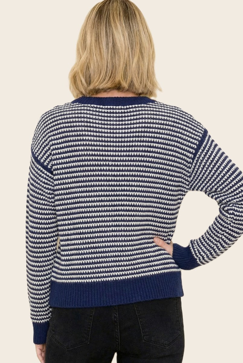 TWO TONE PULLOVER SWEATER