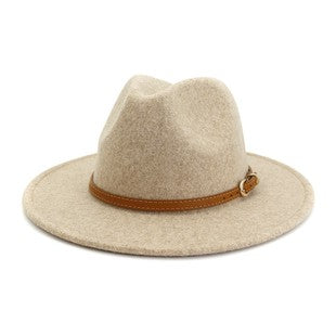 HAT WITH SIMPLE LEATHER BELT