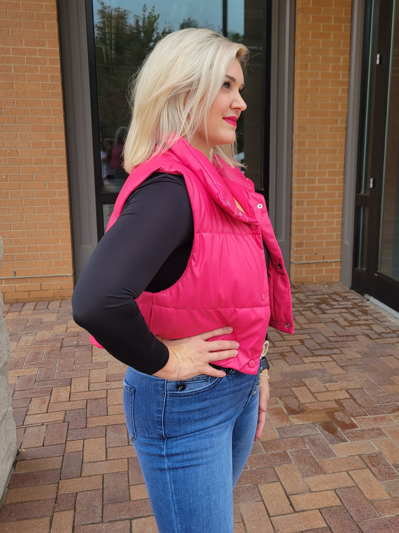 FUCHSIA CROPPED LEATHER PUFFER VEST