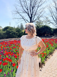 EMBROIDERED FLORAL SET