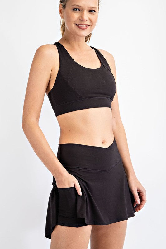 V-SHAPED HIGH WAIST SKORT