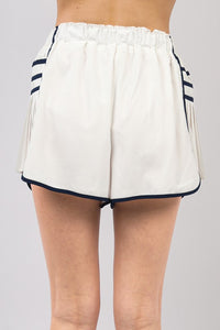 PLEATED DETAIL ACTIVEWEAR SHORTS