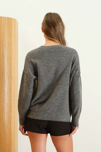 CREWNECK FRONT SEAM SWEATER