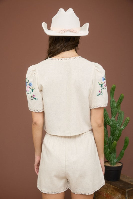 FLORAL EMBROIDERY SET
