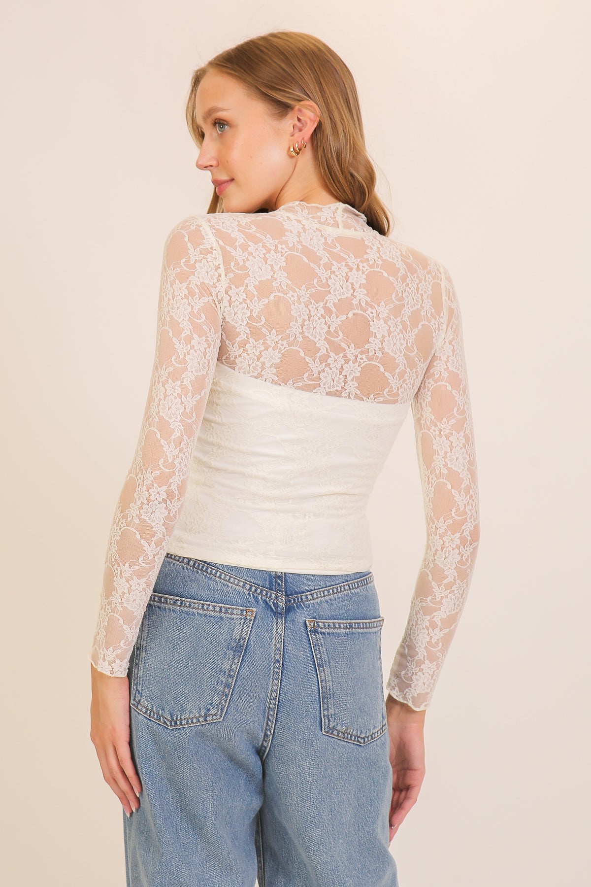 LAYER ME LACE TOP