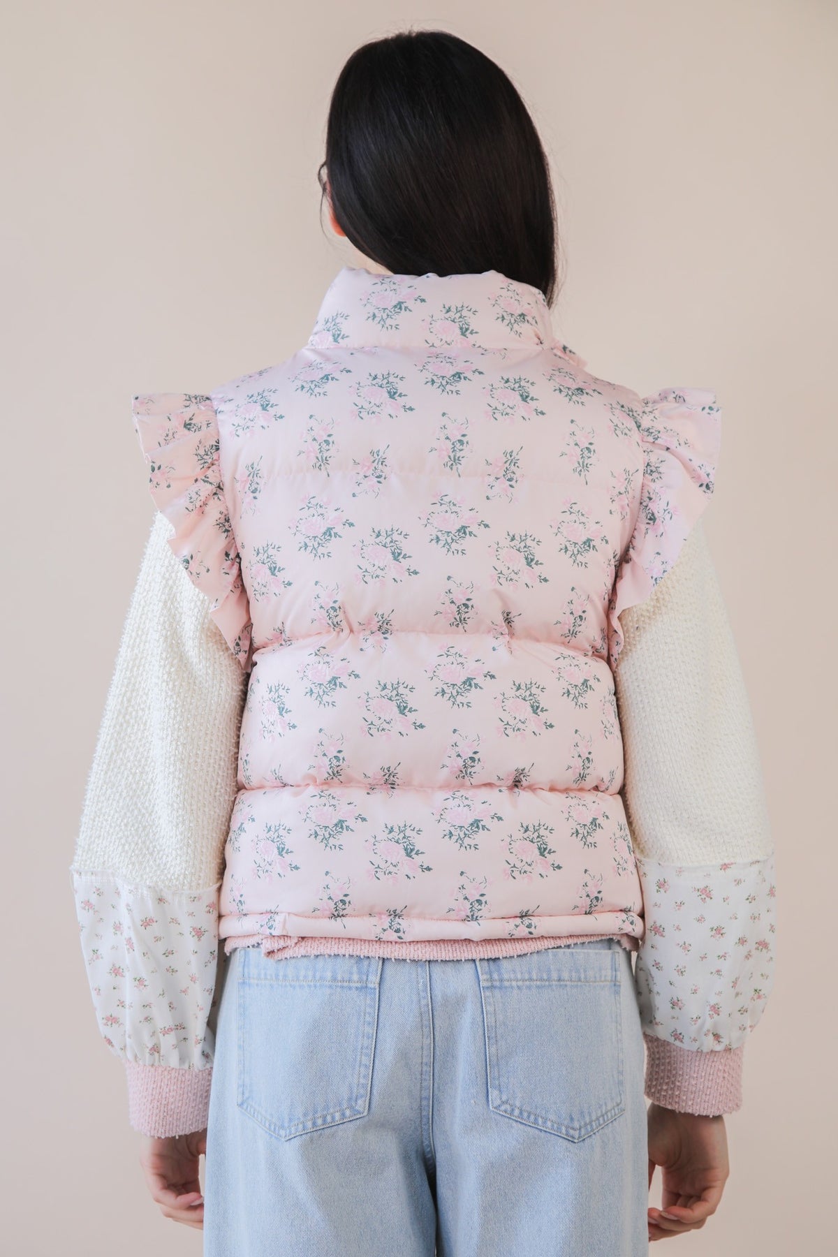 BOW RUFFLE SLEEVE PUFFER VEST
