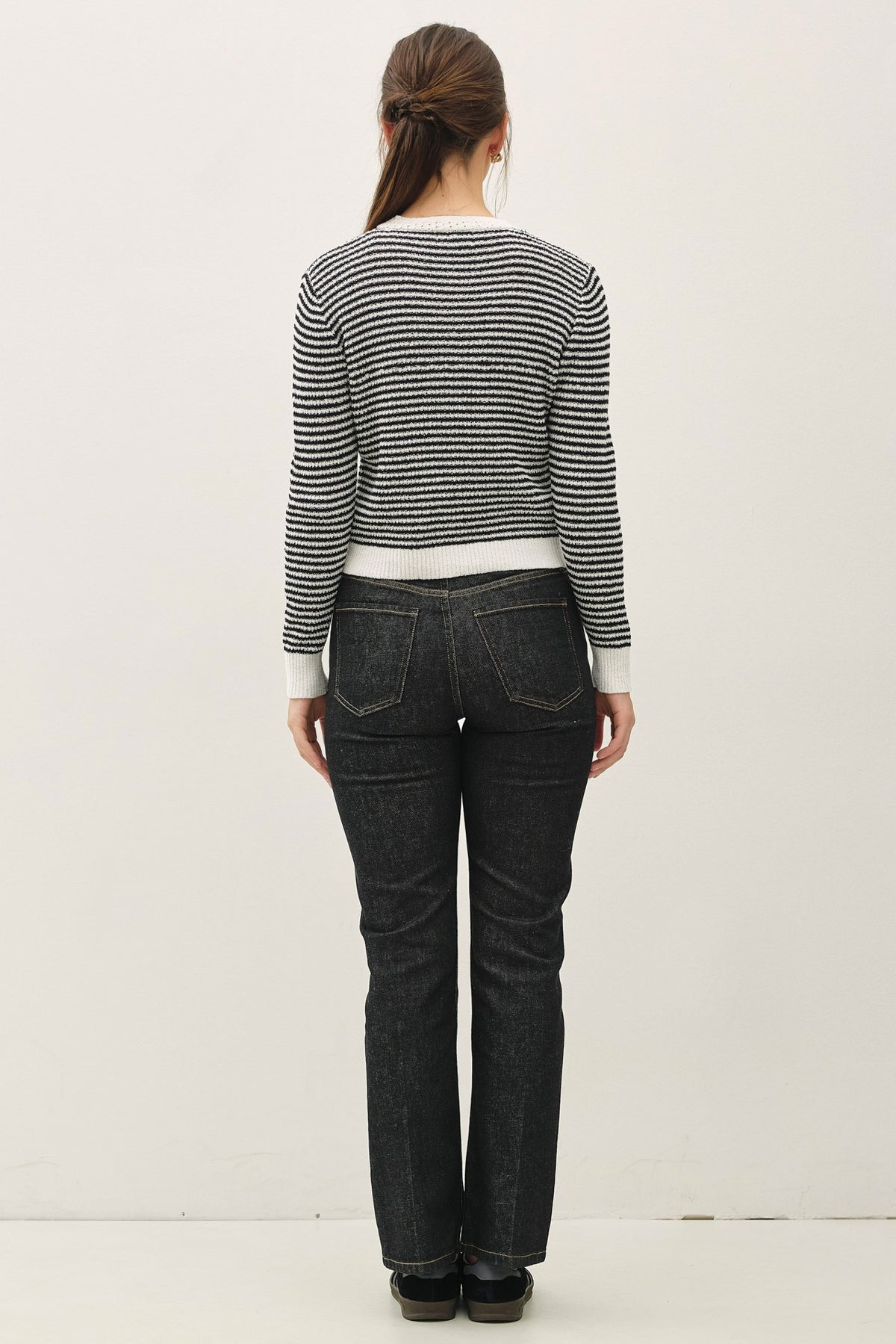 STRIPE ROUND NECK CARDIGAN