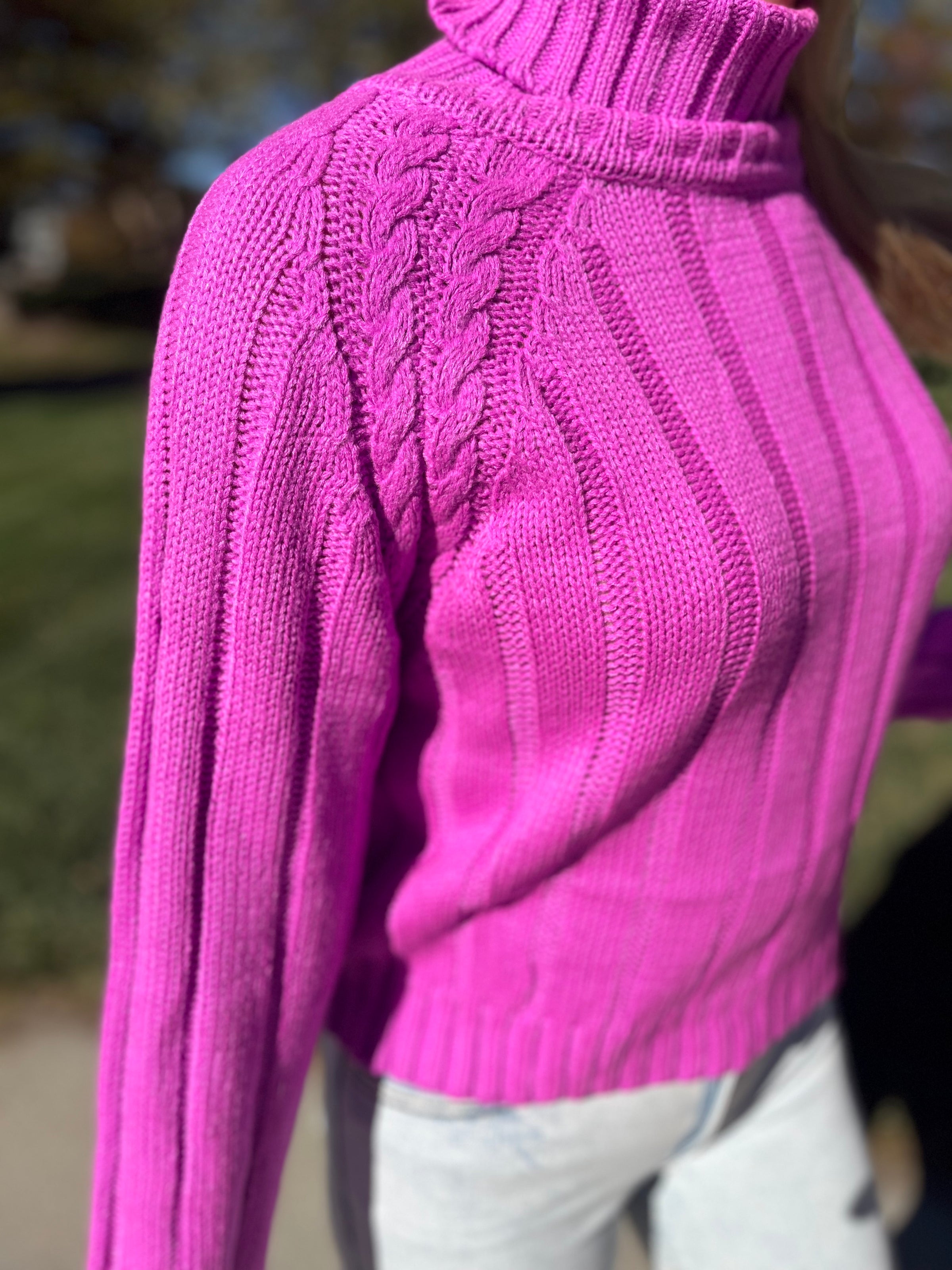 ORCHID TURTLE NECK SWEATER