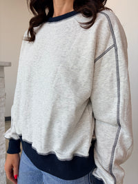 CONTRAST STITCH SWEATSHIRT