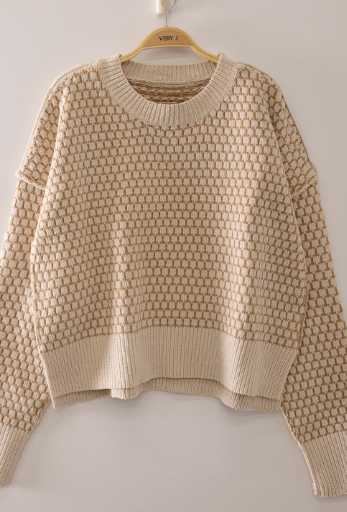GEOMETRIC CHECKERED SWEATER
