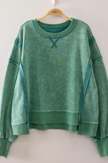 SOFT WASHED SWEATSHIRT