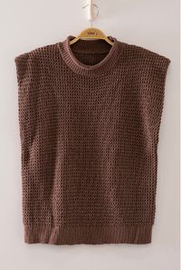 SLEEVELESS KNIT SWEATER