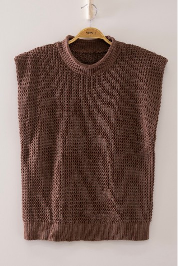 SLEEVELESS KNIT SWEATER