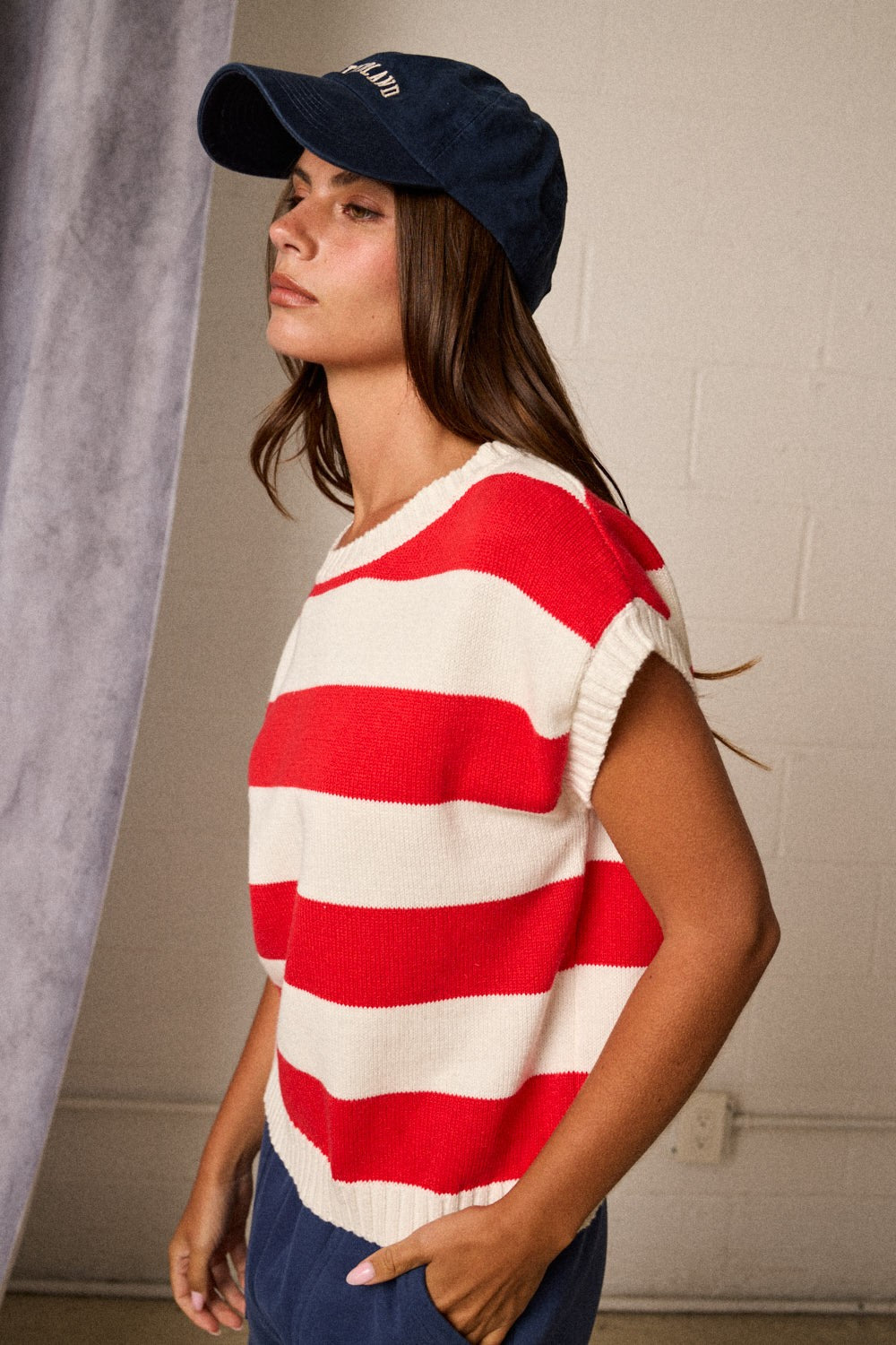 STRIPE SHORT SLEEVE SWEATER