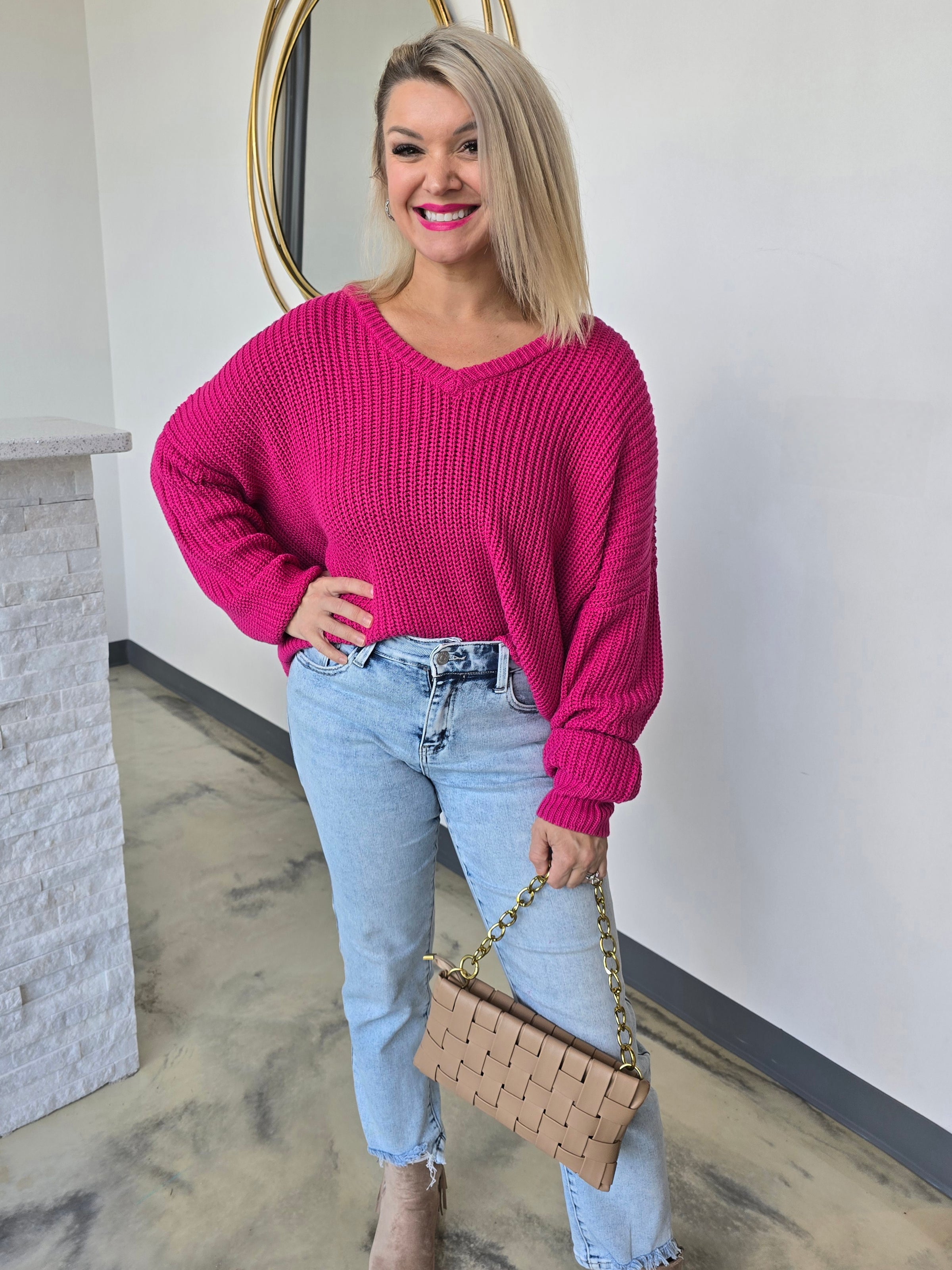 OVERSIZED KNIT SWEATER