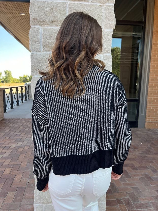 TWO TONE STRIPED SWEATER