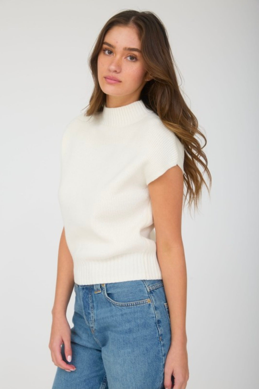 MOCK NECK SWEATER
