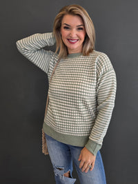 CHECKERED STRIPE SWEATER