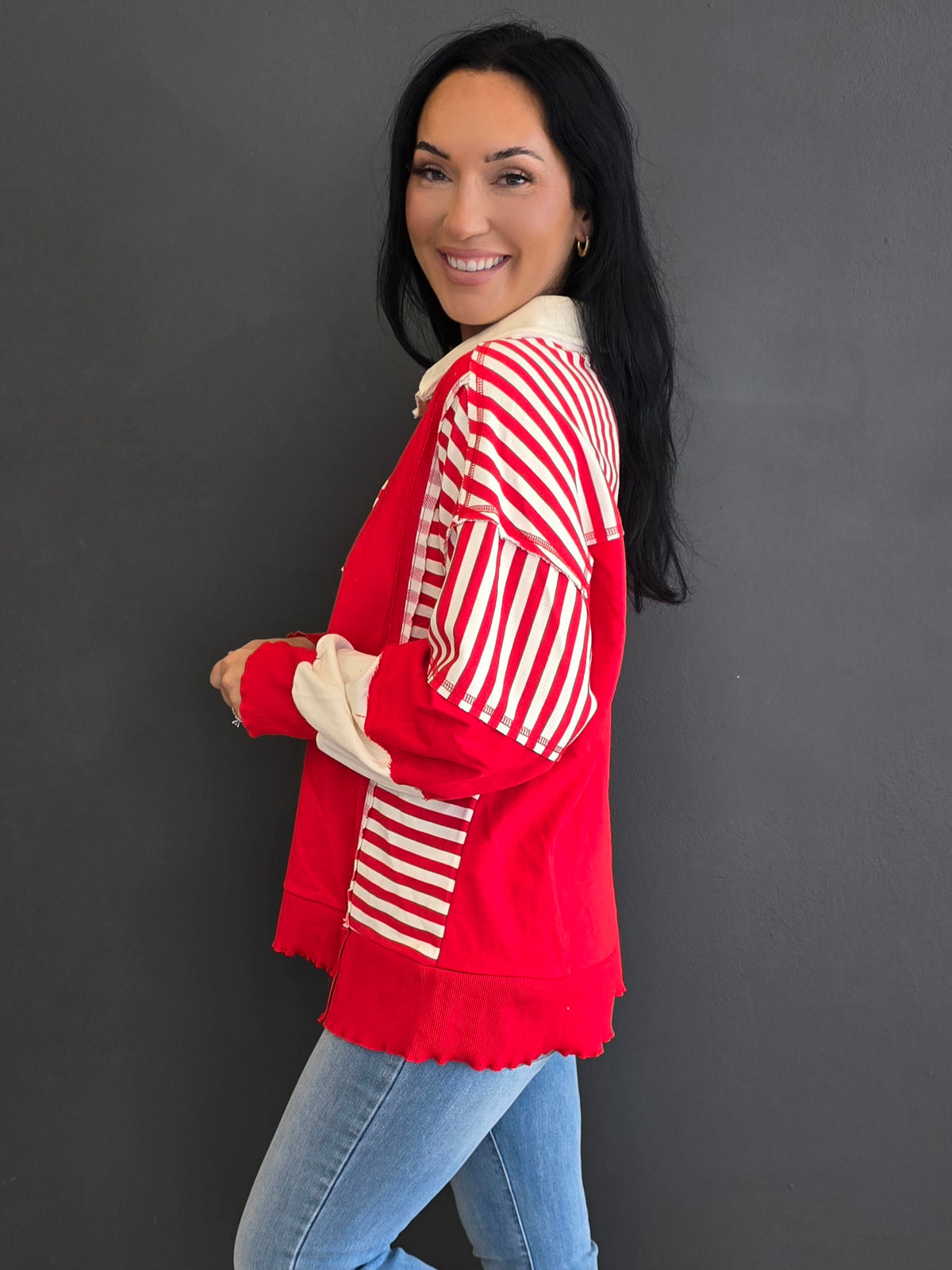 COLLAR STRIPE SWEATSHIRT