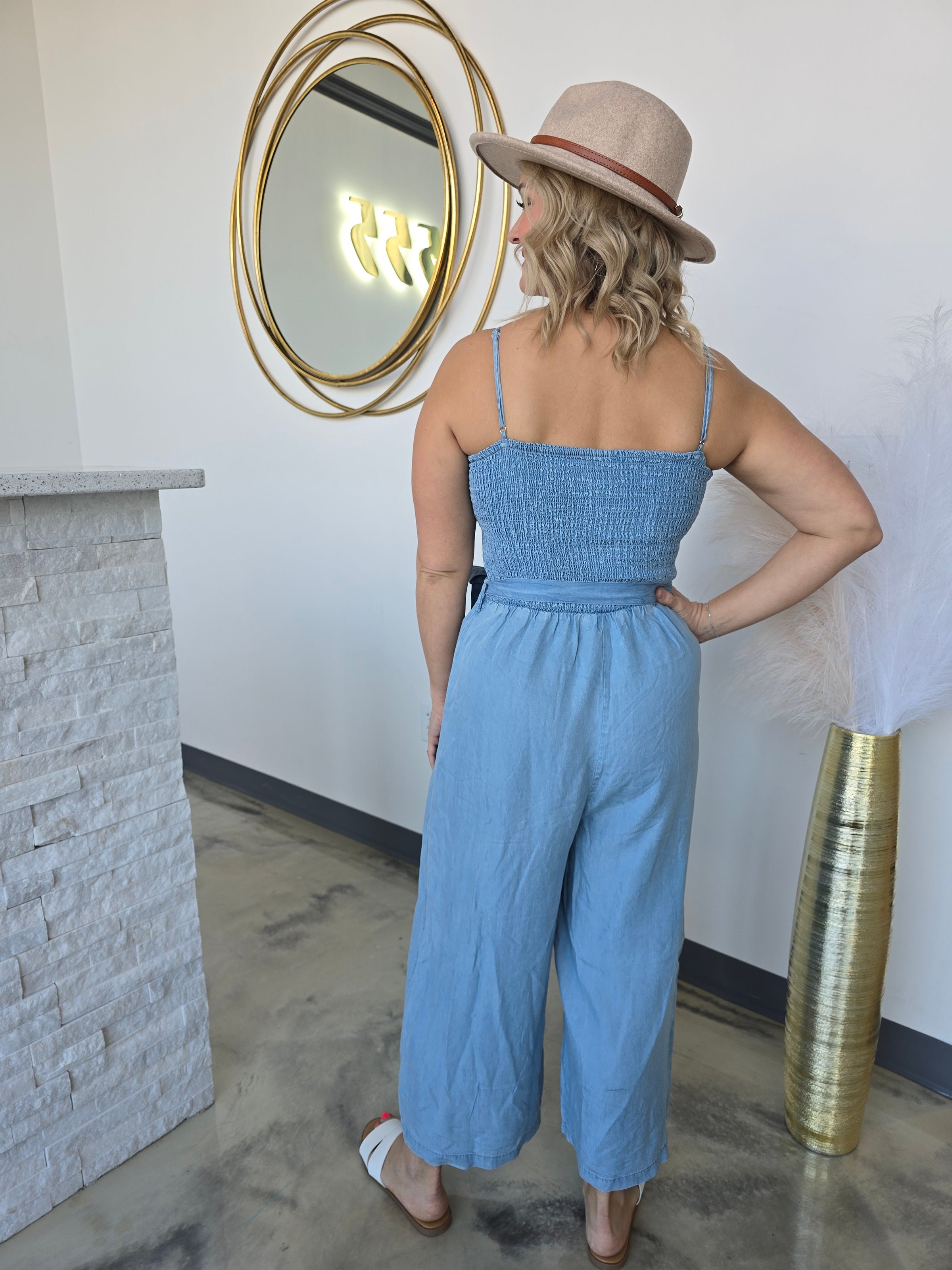WIDE LEG JUMPSUIT