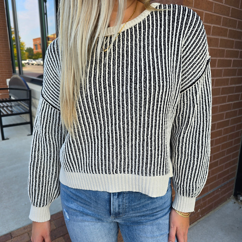 TEXTURED CREWNECK SWEATER