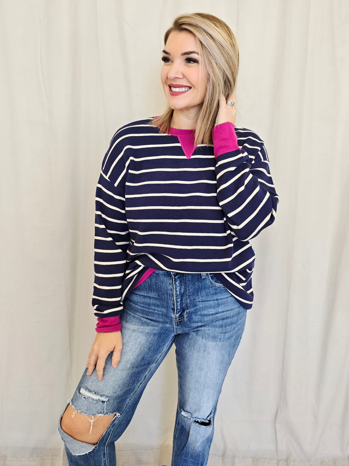 COLOR CONTRASTED STRIPED SWEATER