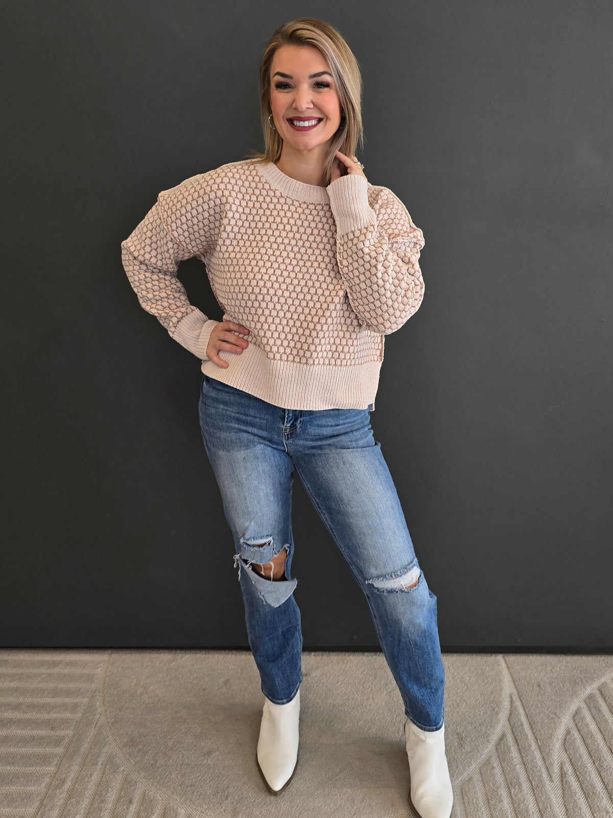 GEOMETRIC CHECKERED SWEATER