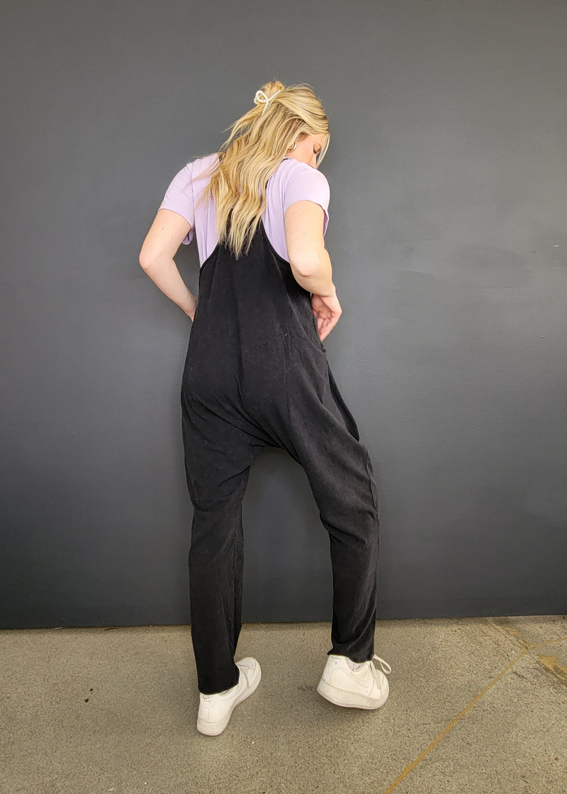 JUMPSUIT WITH POCKETS