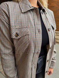 CHECKERED BUTTON DOWN SHIRT