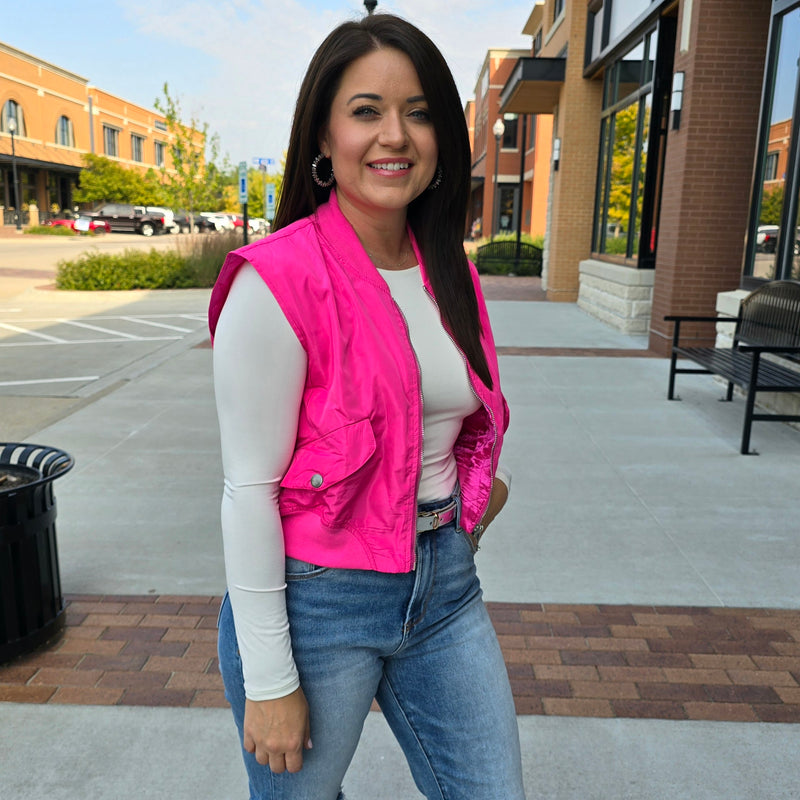 LIGHT WEIGHT BOMBER VEST WITH POCKETS