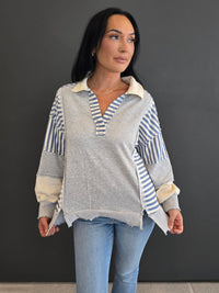 COLLAR STRIPE SWEATSHIRT