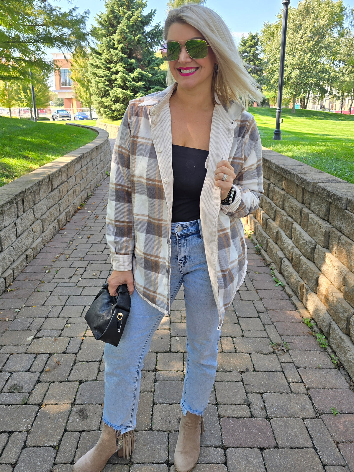 REVERSIBLE BUTTON DOWN JACKET