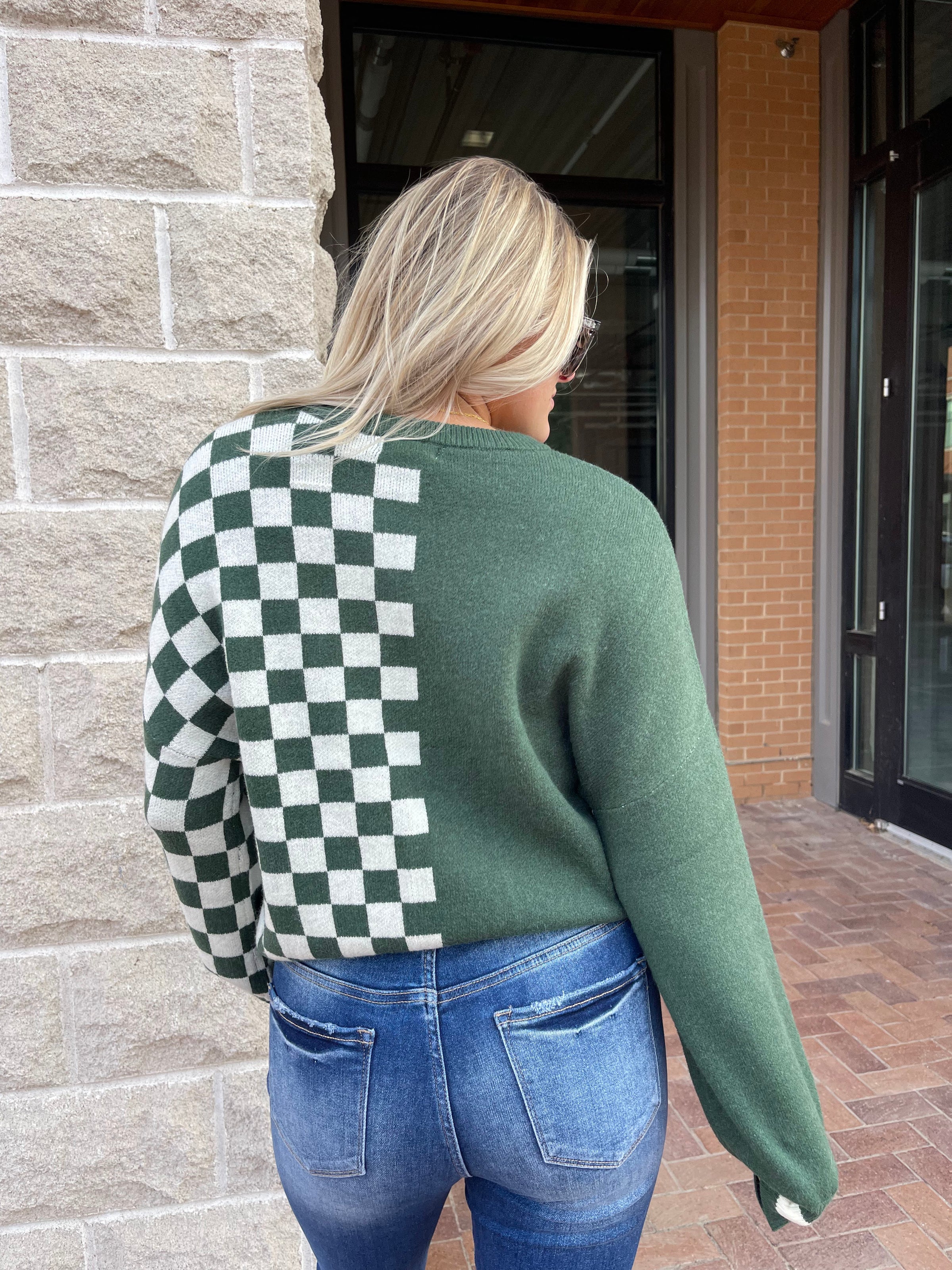 COLORBLOCK CHECKERED SWEATER