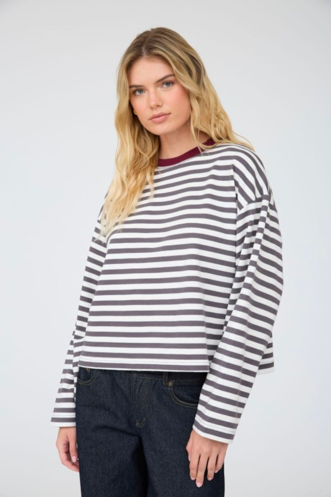 LONG SLEEVE BOXY KNIT TOP