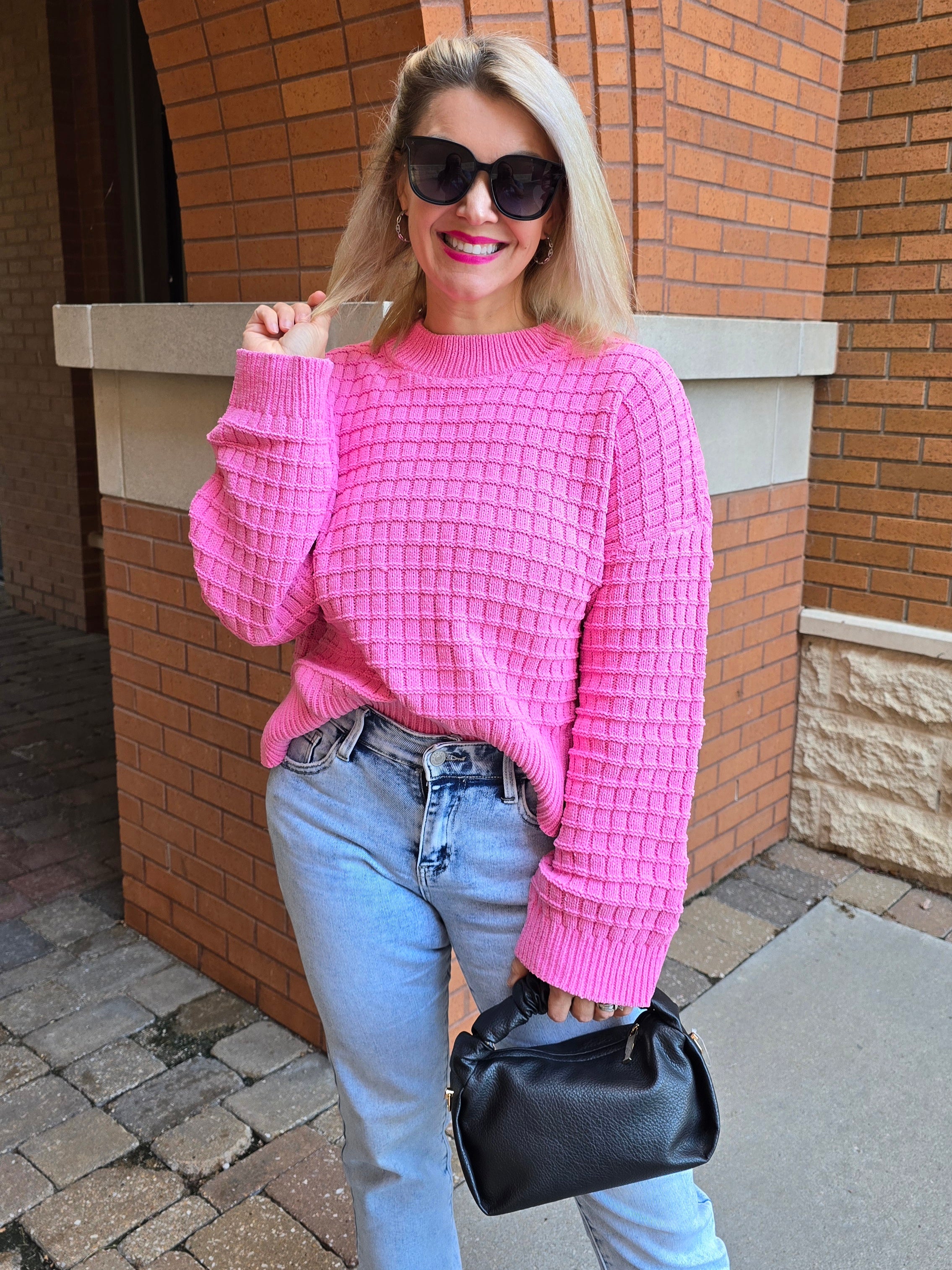 OVERSIZED TEXTURED KNIT SWEATER