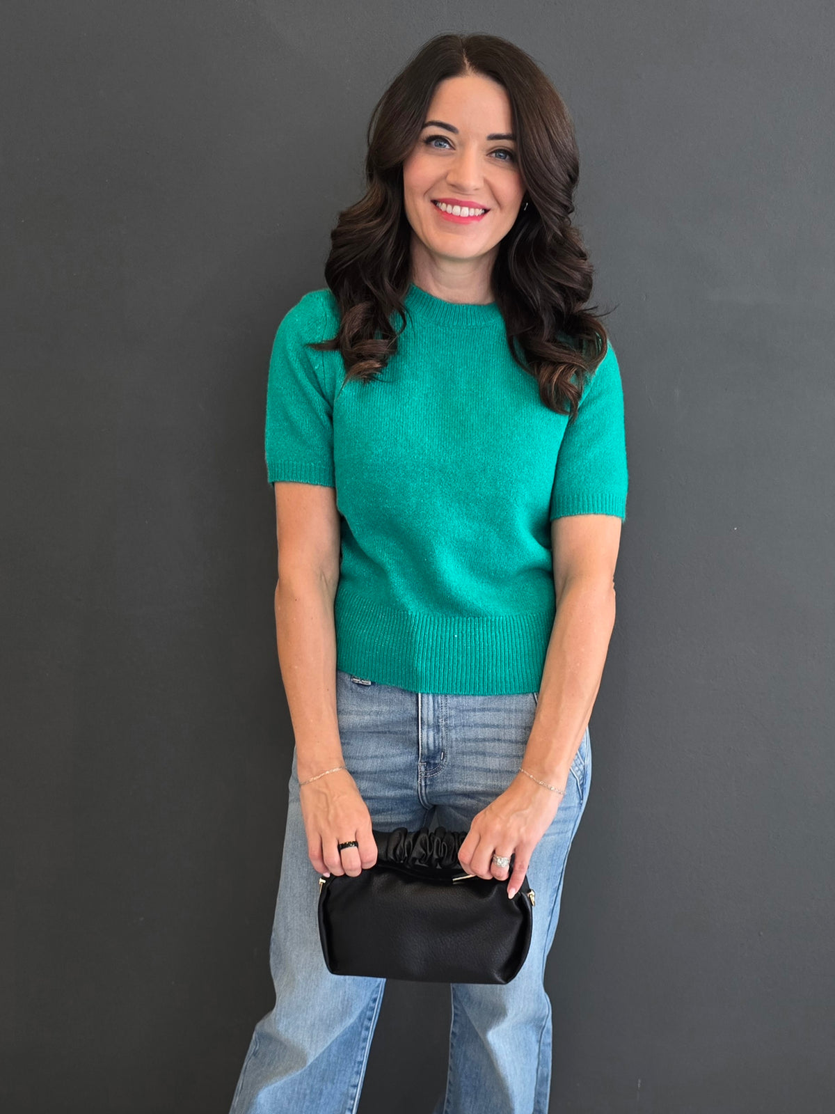 SHORT SLEEVE KNIT TOP