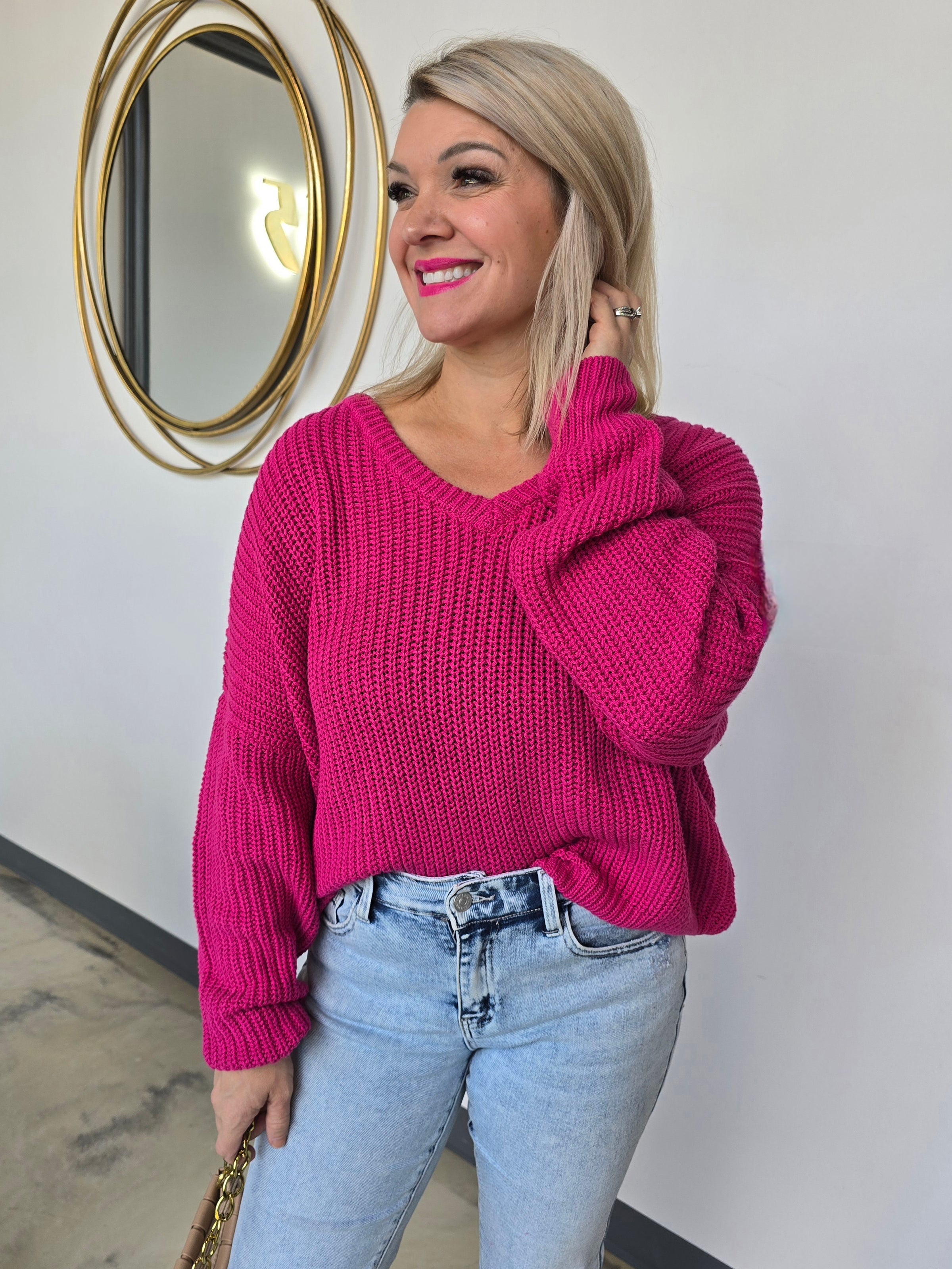 OVERSIZED KNIT SWEATER