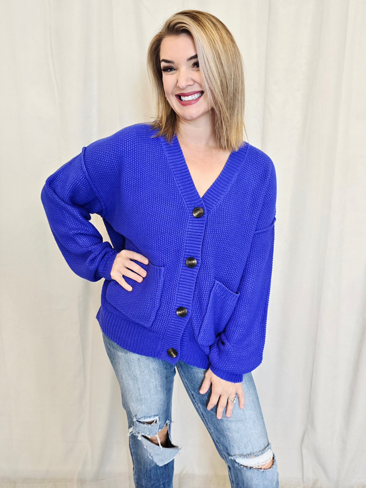 OVERSIZED BUTTON CARDIGAN