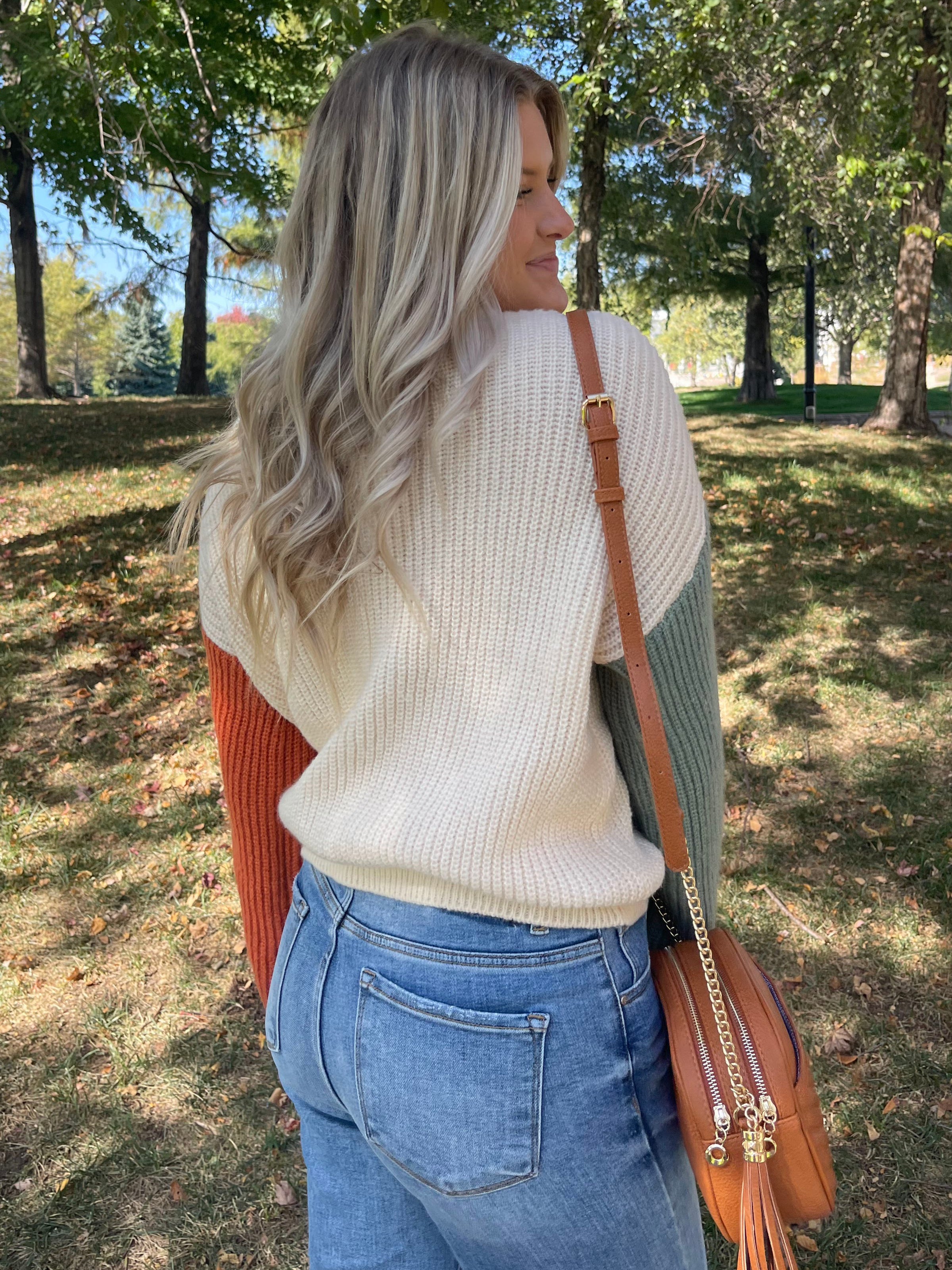 DROP SHOULDER SWEATER