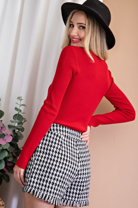 SWEETHEART RIBBED KNIT FITTED SWEATER