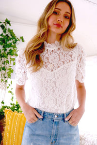 WHITE FLORAL TURTLE NECK BLOUSE