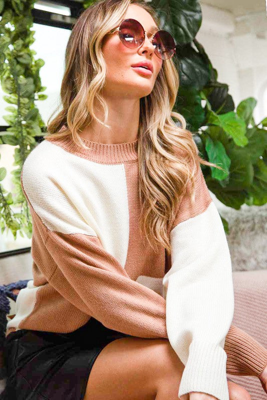 TAUPE AND IVORY COLORBLOCKING SWEATER